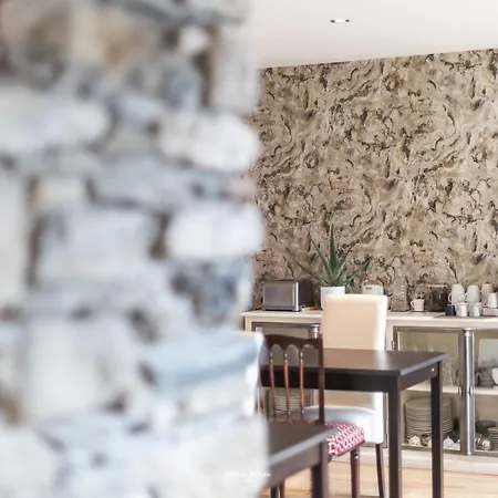 Couette-café Maison Seignou 3*