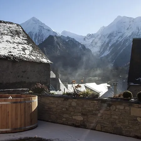 Couette-café Maison Seignou 3*