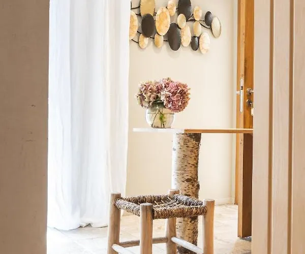 Couette-café Maison Seignou 3*